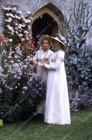 Kate Beckinsale Samantha Morton TVM Emma 35m-10123