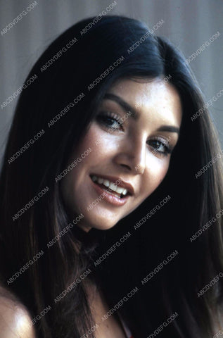 Victoria Principal portrait 35m-11241