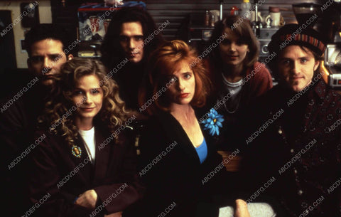 Matt Dillon Bridget Fonda Kyra Sedgwick Jim True-Frost film Singles 35m-11590