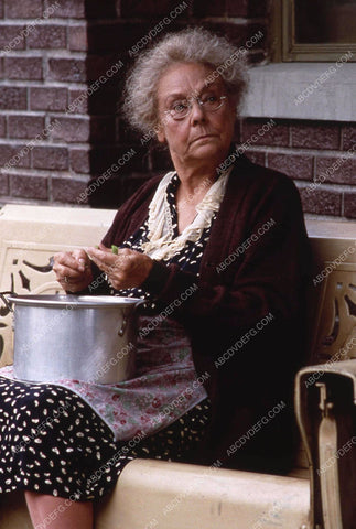 Mercedes Ruehl Irene Worth Richard Dreyfuss Brad Stoll film Lost in Yonkers 35m-12050