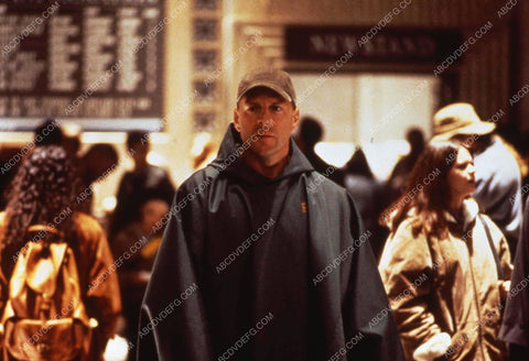 Bruce Willis film Unbreakable 35m-12187
