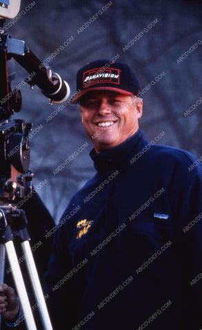director Roger Donaldson on set film Dante's Peak 35m-12615