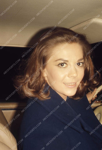 Natalie Wood behind the wheel 35m-13143