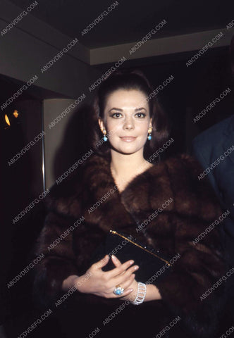 Natalie Wood out for the evening 35m-13151