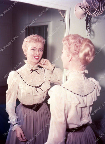 Peggie Castle in her dressing room TV Cheyenne 35m-13343