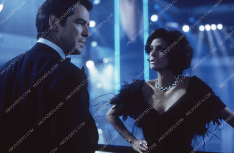 Pierce Brosnan Teri Hatcher James Bond film Tomorrow Never Dies 35m-13493