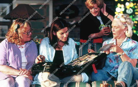 Shirley Knight Maggie Smith Sandra Bullock Fionnula Flanagan film Divine Secrets of the Ya-Ya Sisterhood 35m-14930