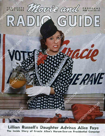 Gracie Allen Movie and Radio Guide magazine cover 35m-15012