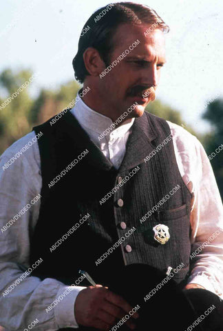 Kevin Costner film Wyatt Earp 35m-15960