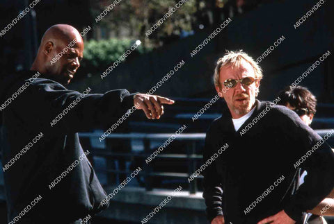 Keenen Ivory Wayans director David Hogan on set film Most Wanted 35m-16109
