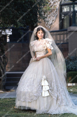 Barbara Parkins in bridal gown 35m-16784