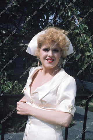 sexy nurse Bernadette Peters 35m-16916