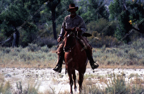 Morgan Freeman on horseback film Unforgiven 35m-1834
