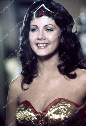 beautiful Lynda Carter TV Wonder Woman 35m-2007