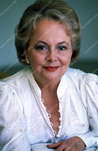 beautiful Olivia de Havilland portrait 35m-2483