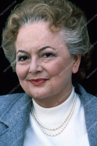 beautiful Olivia de Havilland portrait 35m-2487