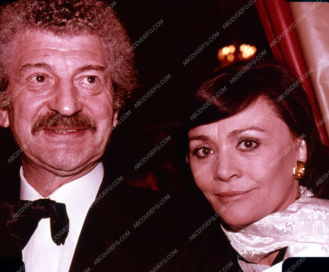 candid Yves Robert & Daniele Delorme at Golden Globe Awards 35m-2491