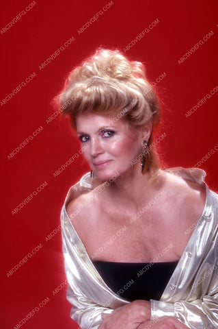 beautiful Angie Dickinson portrait 35m-2793