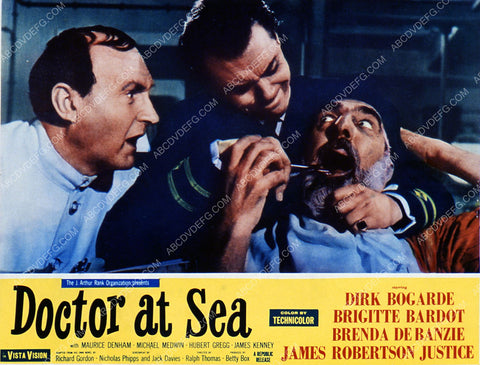 Dirk Bogarde film Doctor at Sea 35m-3332