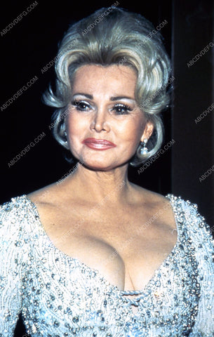 candid Zsa Zsa Gabor at some event 35m-4280