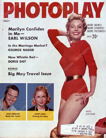 shapely Mitzi Gaynor Photoplay magazine cover 35m-4333