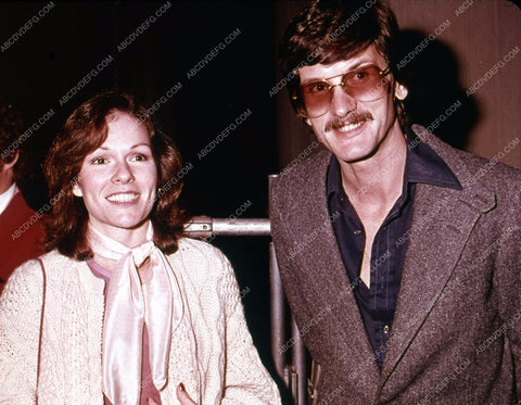 great candid director John Badham w Karen Lynn Gorney 35m-4546