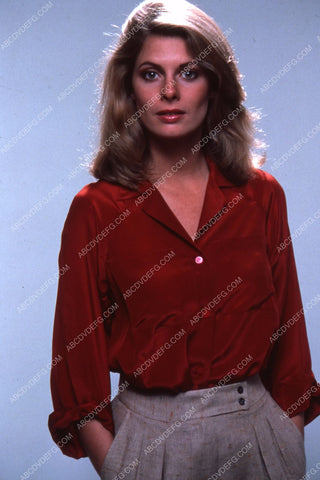 beautiful Kathryn Harrold portrait 35m-4948