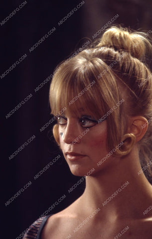 always beautiful Goldie Hawn pic 35m-5031