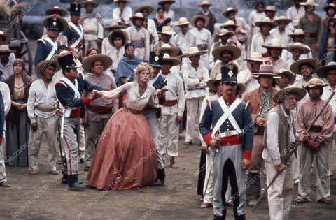 Lauren Hutton film Zorro the Gay Blade 35m-5267