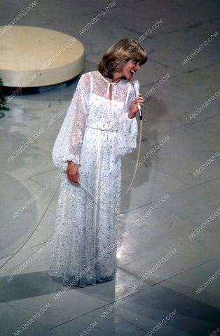 Olivia Newton-John TV special I think 35m-5496