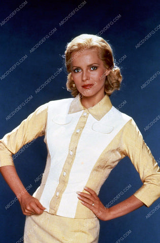 Cheryl Ladd in cute 1960's style fashion 35m-5707