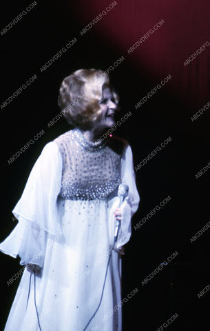 singer Brenda Lee live on stage 35m-5835