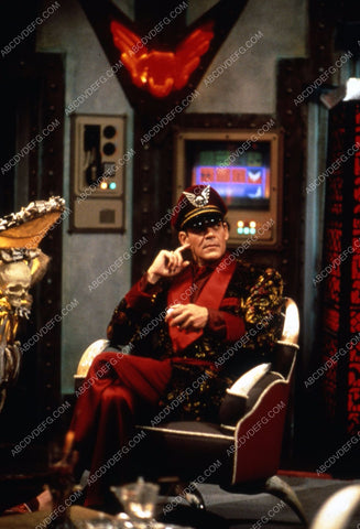Raul Julia film Street Fighter 35m-5925