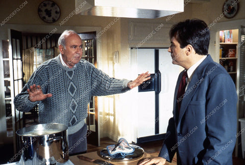Carl Reiner directing Armand Assante crime spoof film Fatal Instinct 35m-6251