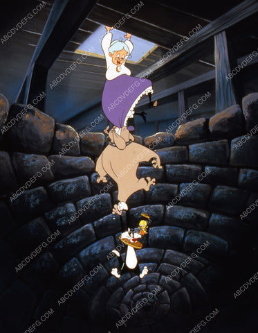 animated characters Tweety Bird & Sylvester Spike and Granny 35m-6688