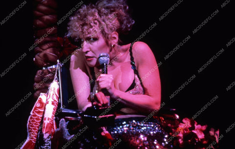 Bette Midler live on stage documentary film Divine Madness 35m-8031