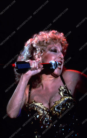 Bette Midler live on stage documentary film Divine Madness 35m-8038