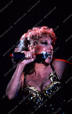 Bette Midler live on stage documentary film Divine Madness 35m-8048