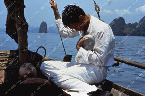 Catherine Deneuve Vincent Perez & cast film Indochine 35m-8156