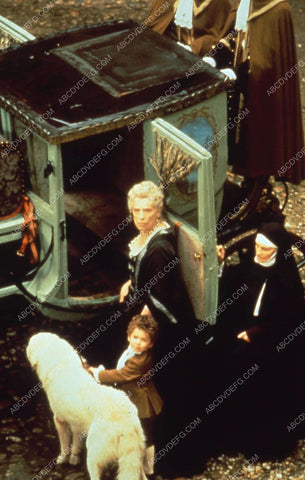 Timothy Dalton Valeria Golino & cast film The King's Whore 35m-8169