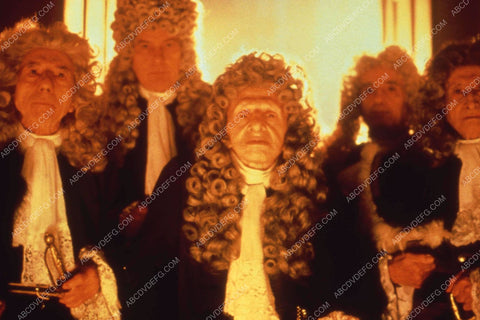 Timothy Dalton Valeria Golino & cast film The King's Whore 35m-8173