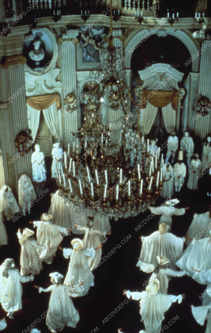 Timothy Dalton Valeria Golino & cast film The King's Whore 35m-8177