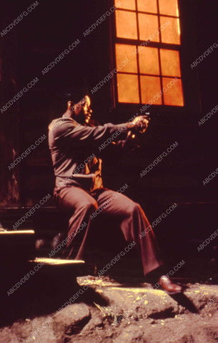 Denzel Washington film Devil in a Blue Dress 35m-8442