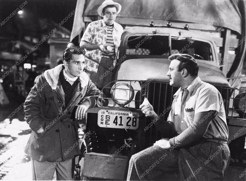 Richard Conte Lee J. Cobb film noir Thieves Highway 3611-12