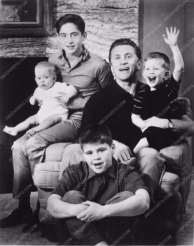 Kirk Douglas Michael Douglas and family 3611-15