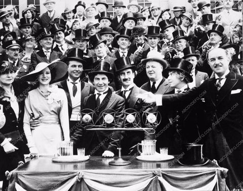 Groucho Harpo Chico Marx film A Night at the Opera 3611-19