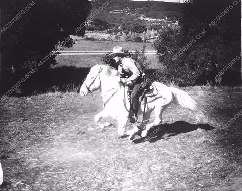 Tom Tyler on his horse in full gallop film Code of the Outlaw 3655-04