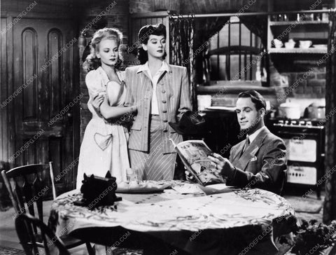 Janet Blair Rosalind Russell My Sister Eileen 3682-34