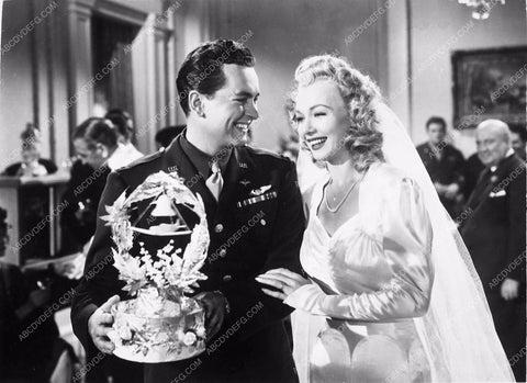 Carole Landis film 4 Jills in a Jeep 3684-08