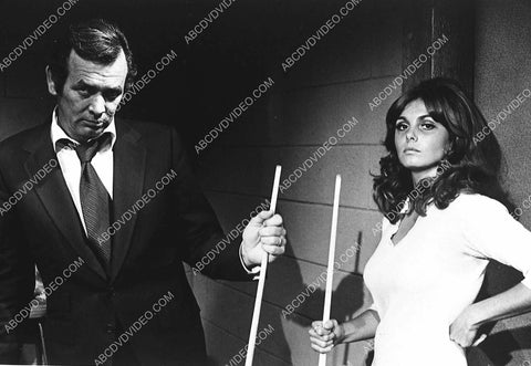 David Janssen Victoria Vetri shooting pool TVM Night Chase 3698-32